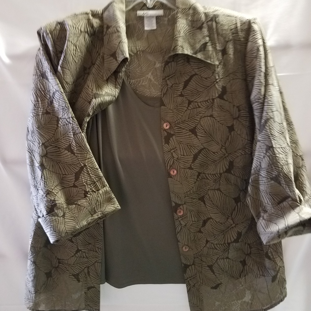 Blouse and tank top. Blouse has darts in the back.